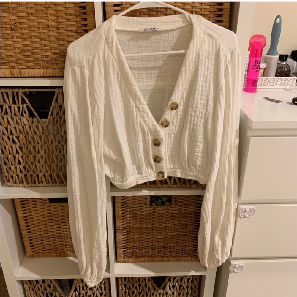 sabo skirt white cropped long sleeve top